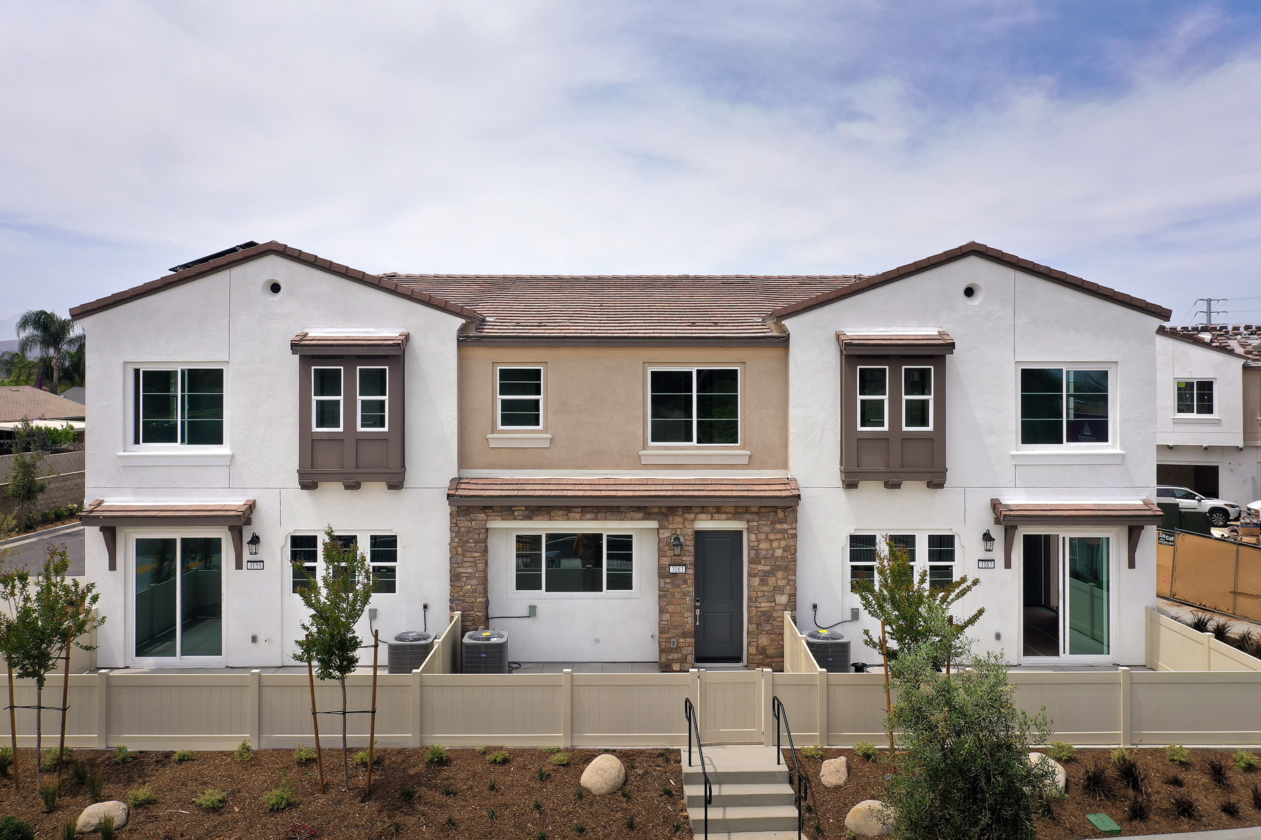 0018 3186 Madrone Lane