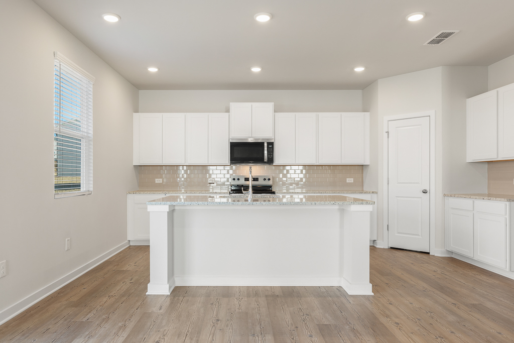 0119 4112 Thornbud Road