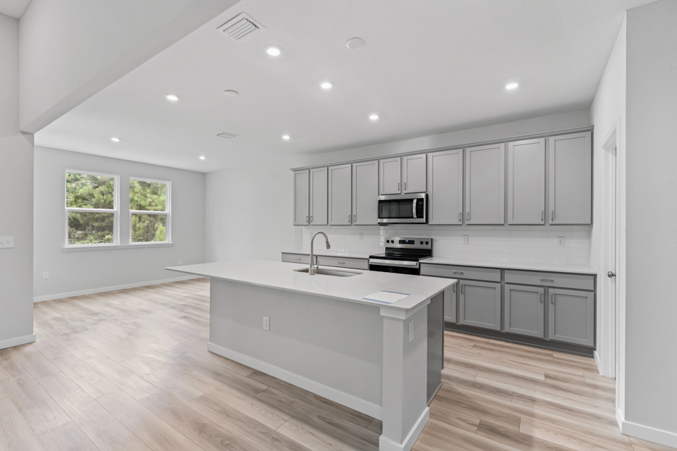 River Birch Lot 587 Kitchen and Breakfast Area at NorthShore in Kingsland