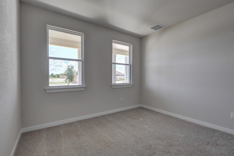 A room with windows.